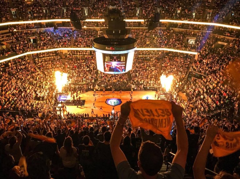 grizzlies-playoff-game-by-chris-porter-DMC