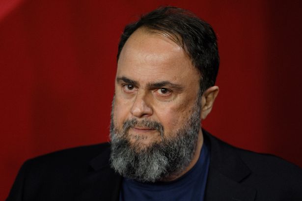 0_Nottingham-Forest-owner-Evangelos-Marinakis-against-Arsenal