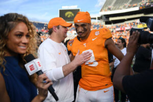 tennessee-head-coach-josh-heupel-with-quarterback-nico-iamaleava-8
